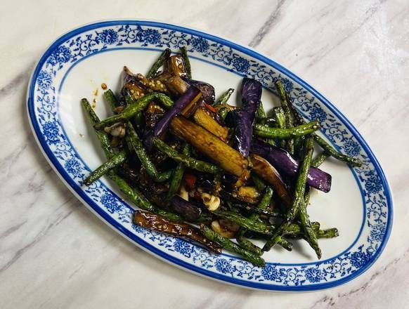 Sauteed String Beans with Eggplant