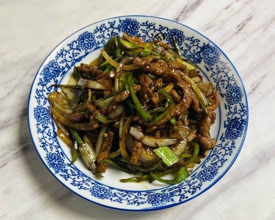 Shredded Beef with Spicy Green Pepper